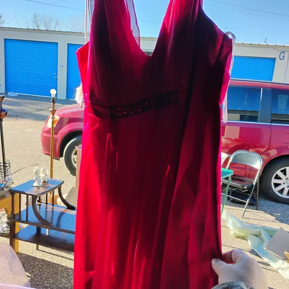 David's Bridal Elegant Red Evening Dress - Picture 2 of 4